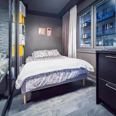 * Fashionable * Central * King Bed * Stylish * Appartement Oslo