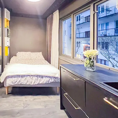 * Fashionable * Central * King Bed * Stylish * Appartement